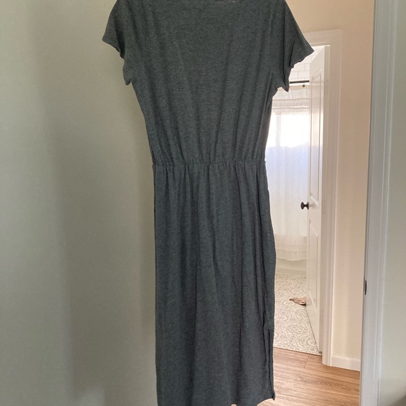 Mid Length Grey Old Navy Slip Dress - Picture 4 of 5